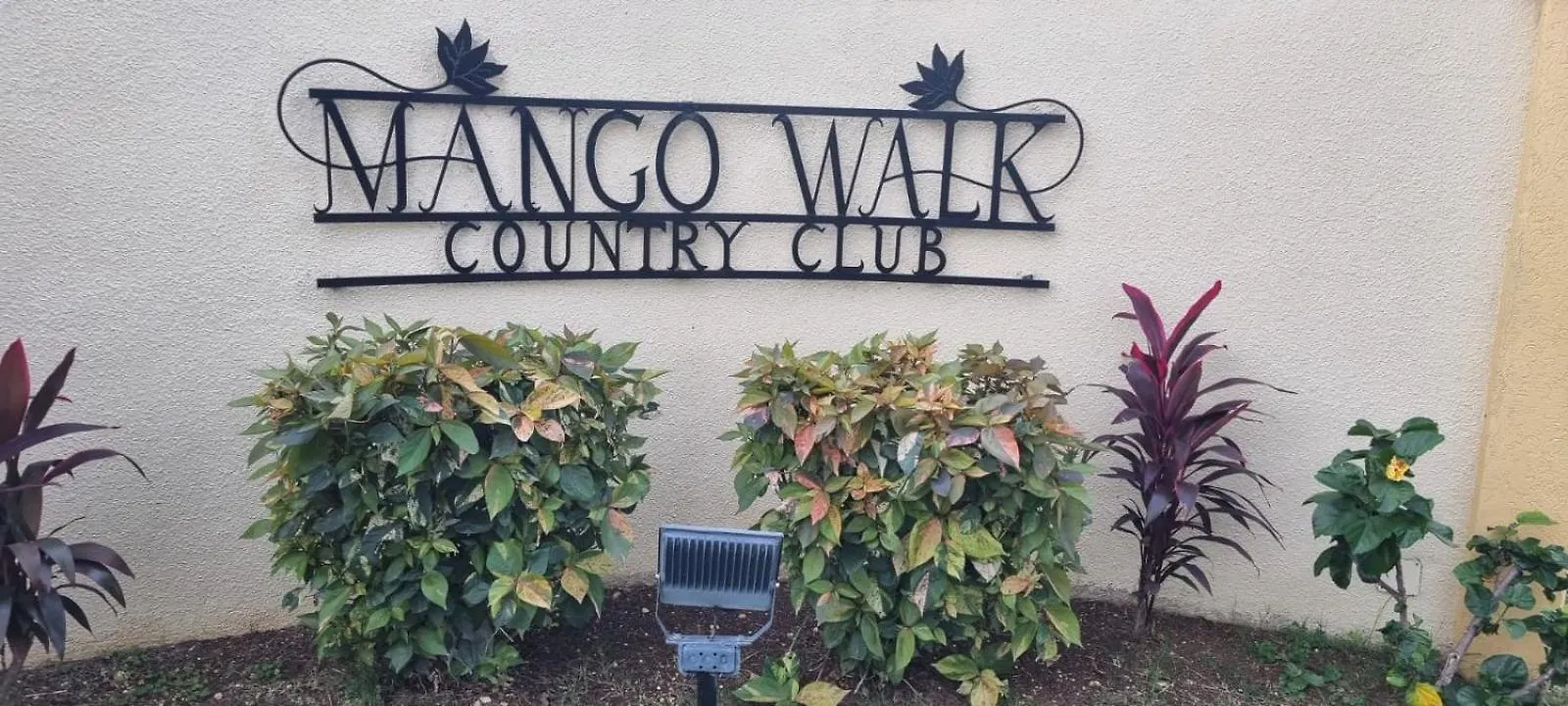 Mango Retreat In Mango Walk Country Club Lejlighed Montego Bay Jamaica